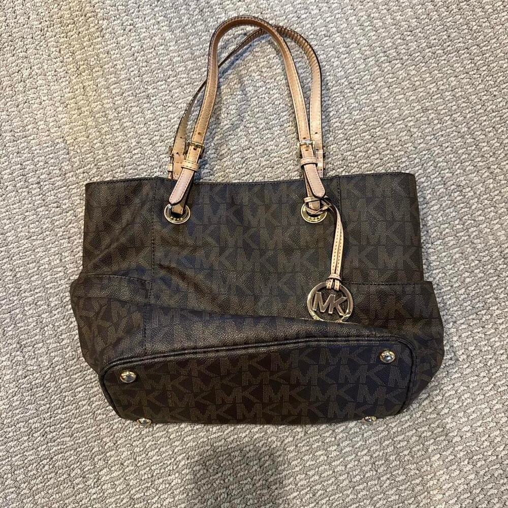 Michael Kors MK Signature Tote Brown Monogram Gold Hardware